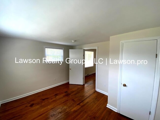 Building Photo - Cozy Three Bedroom Home in Salem with Shed