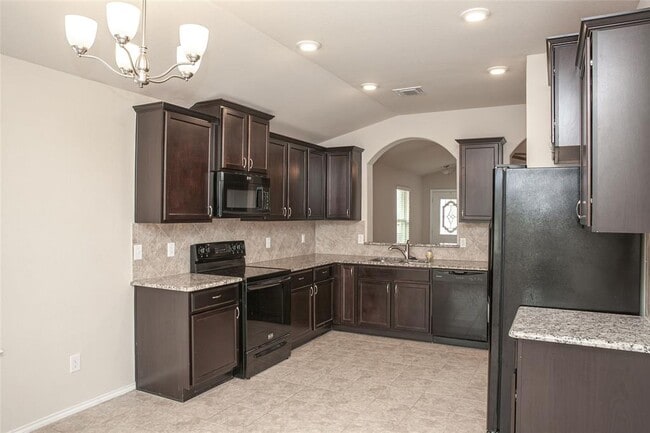 Building Photo - 5334 Cicero Dr