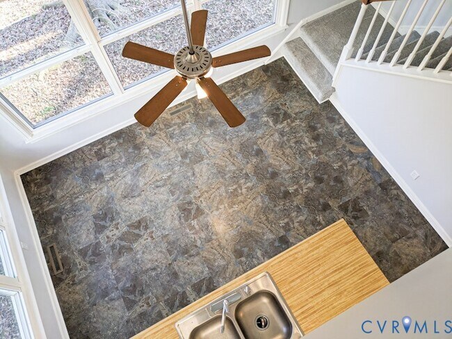 Building Photo - 3005 Sagegrove Rd