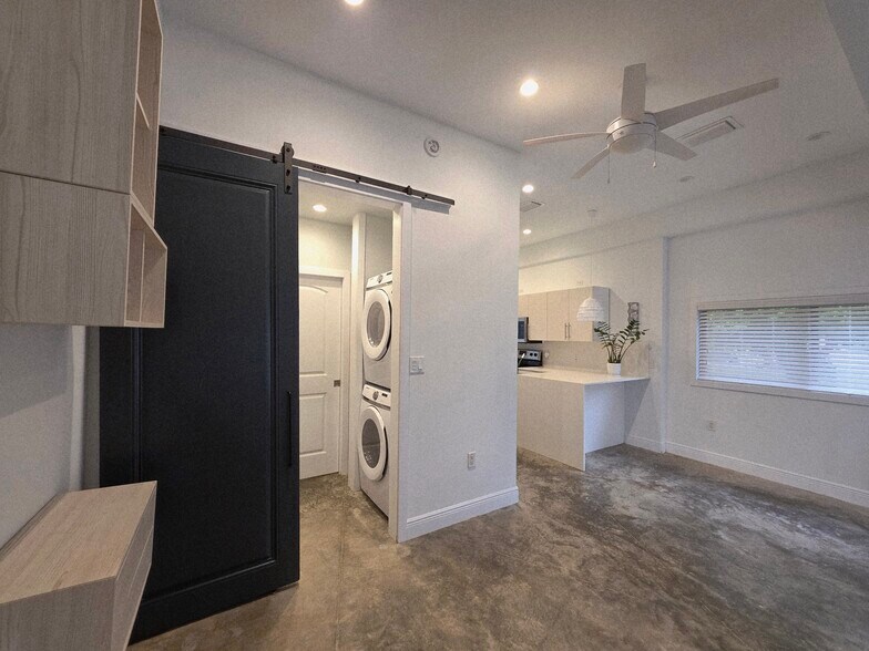 Laundry - 22301 SW 182nd Ave