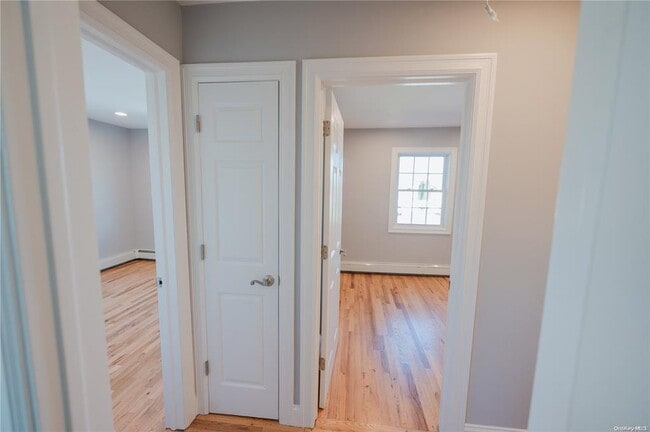 Building Photo - 4 Splitrail Pl