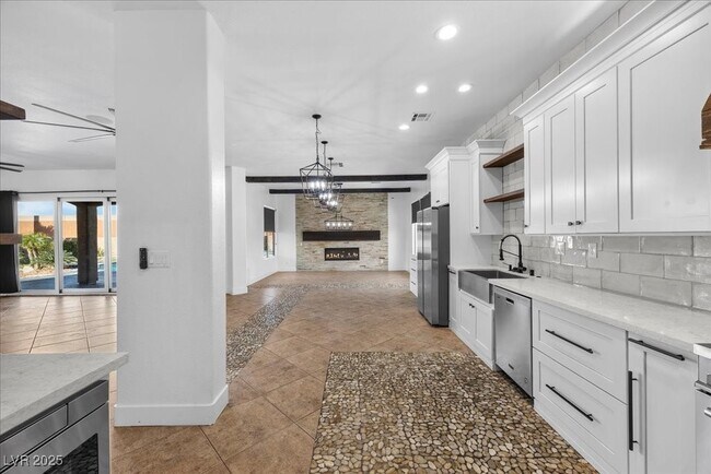 Building Photo - 6332 Peggotty Ave