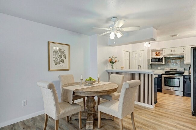 Building Photo - 18506 Glen Briar Ln