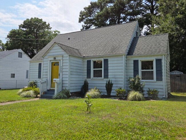 Building Photo - SUBURBAN ACRES