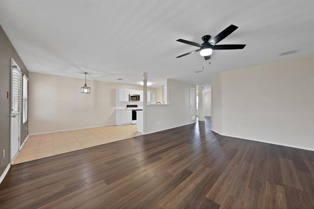 Building Photo - 1477 Greenbrook Dr