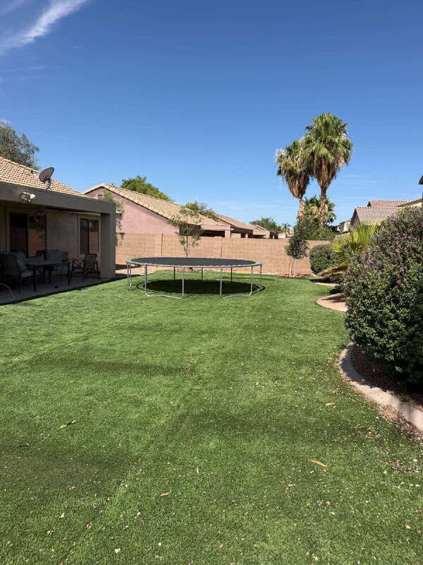 Building Photo - 8566 E Onza Ave