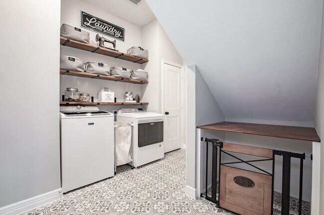 Building Photo - 3036 Cirrus Heights Ct