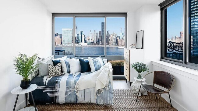 Building Photo - 4720 Center Blvd