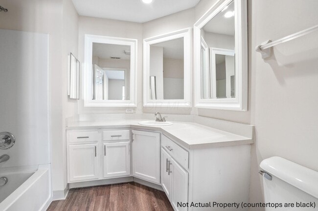 Building Photo - 4947 Stratford Pine Ln