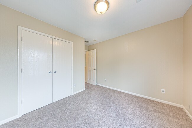 Building Photo - 20831 Bonham Park Ln