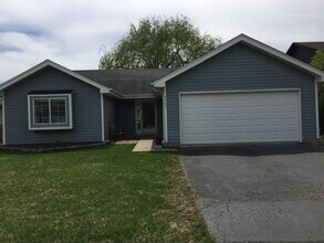 Building Photo - 2965 Middlebury Ct W