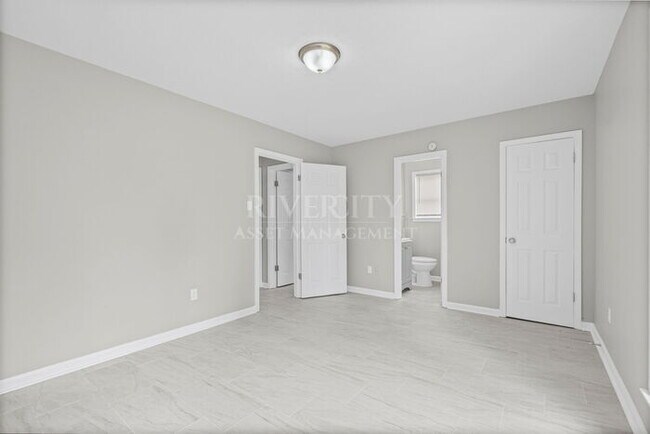 Building Photo - A Whitehaven Gem!!! Section 8 Welcomed !!!!!!!