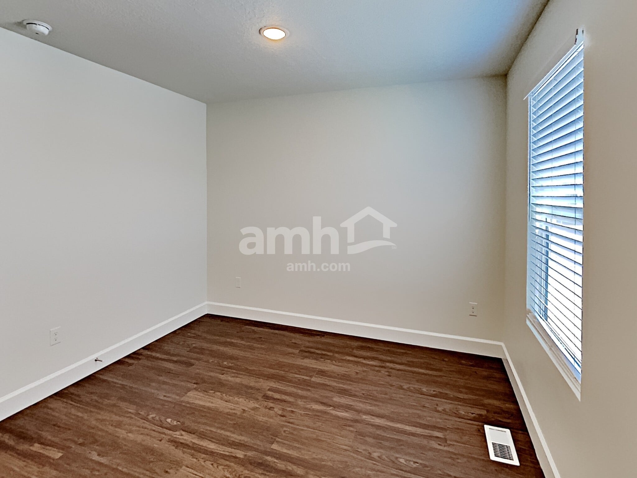 Building Photo - 6113 W Arranmore Dr