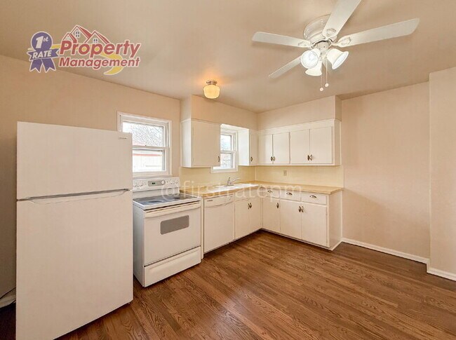 Building Photo - 421 N Archer St