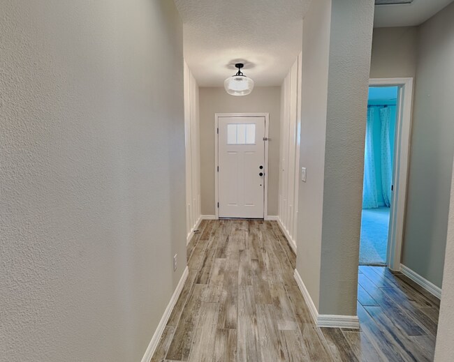 Building Photo - 1245 Celery Oaks Ln
