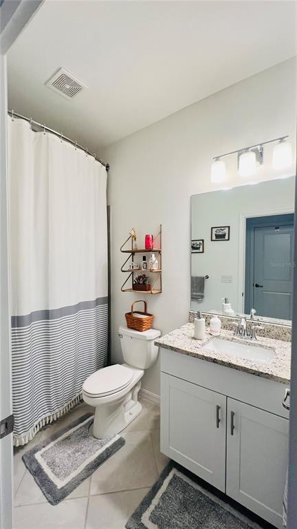 Building Photo - 1873 E Isles Rd