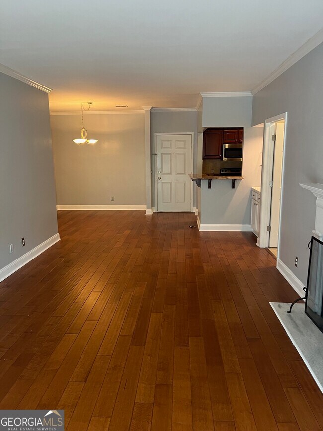 Building Photo - 3071 Lenox Rd NE