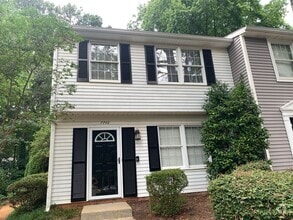 Building Photo - Trendy Renovated Raleigh Townhome In Ralei...