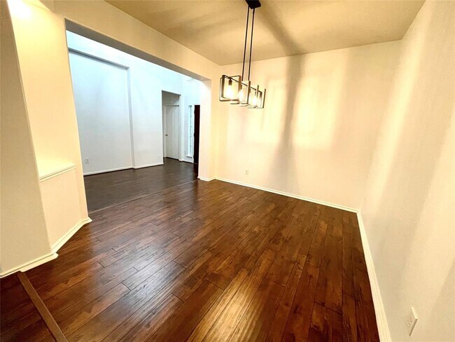 Building Photo - 1715 Wilderness Park Ct