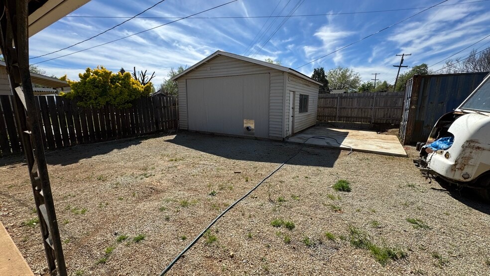 2 car detached shop - 1787 Pinon Ave