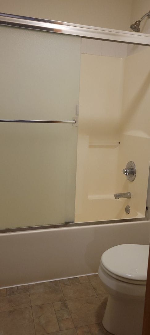 Building Photo - Great 2 bed Townhome!