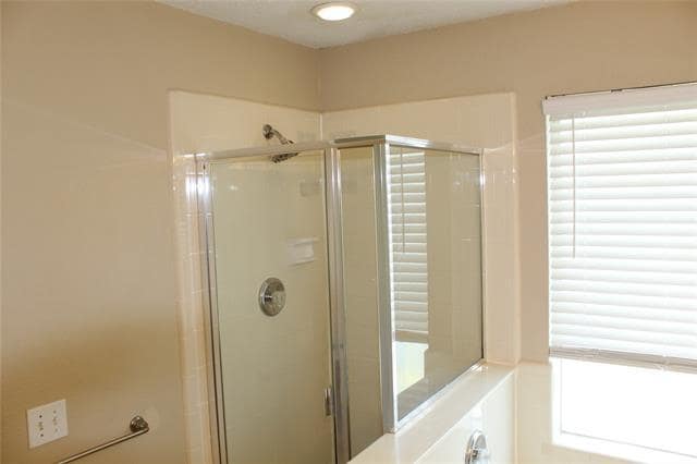 Building Photo - 306 Trenton Dr