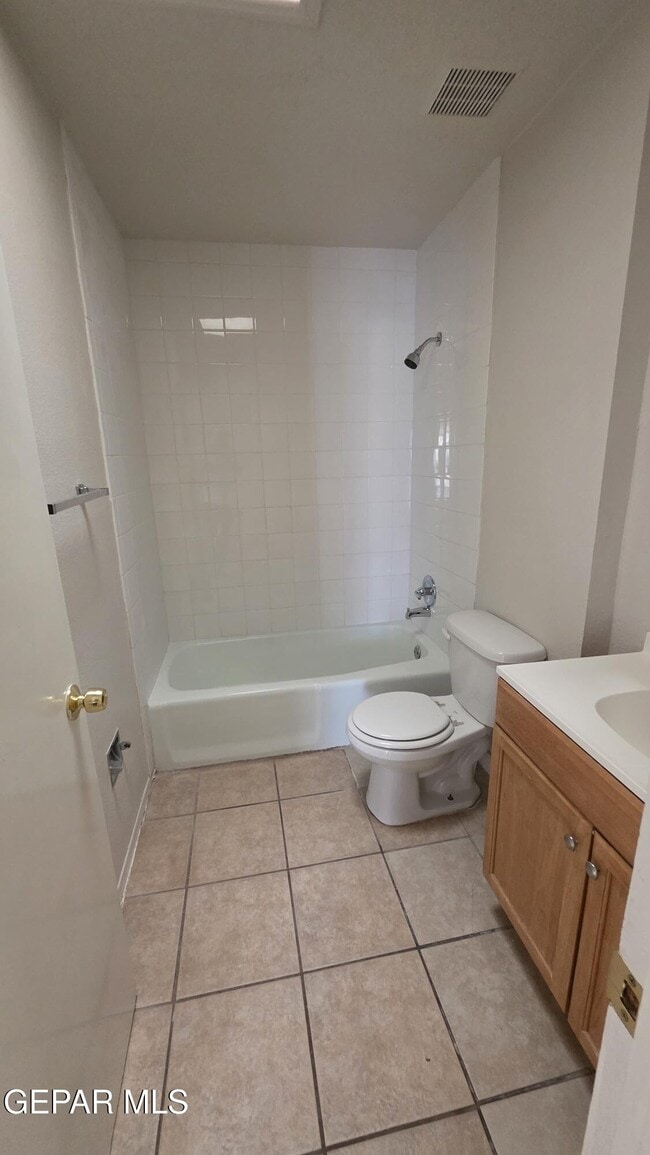 Building Photo - 10932 George Archer Dr