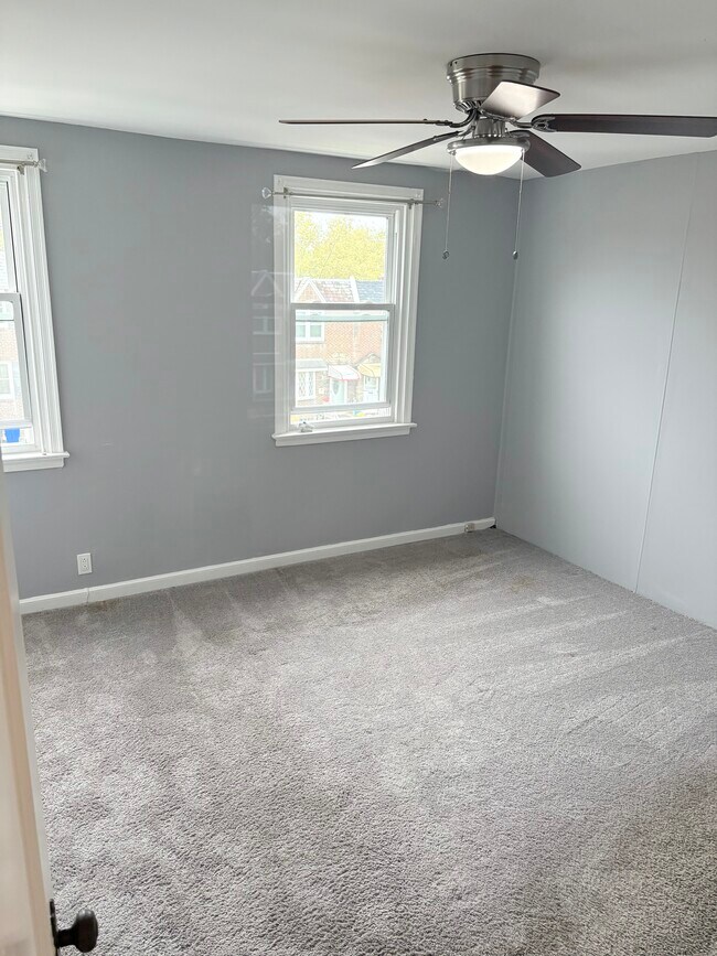 Building Photo - 229 Higbee St