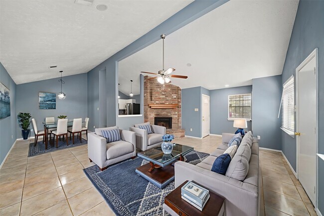 Building Photo - 7116 Haven Creek Dr