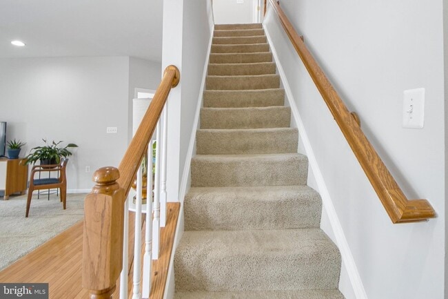 Building Photo - 115 Richard Dr SE