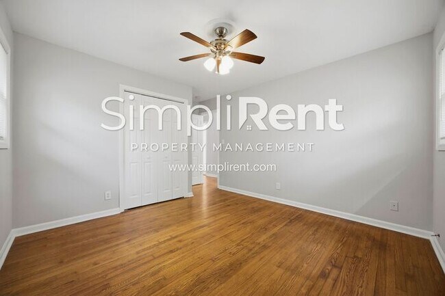 Building Photo - Beautifully Updated 4 Bedroom Home in Decatur! -1st month's Rent FREE with a 13-month lease!