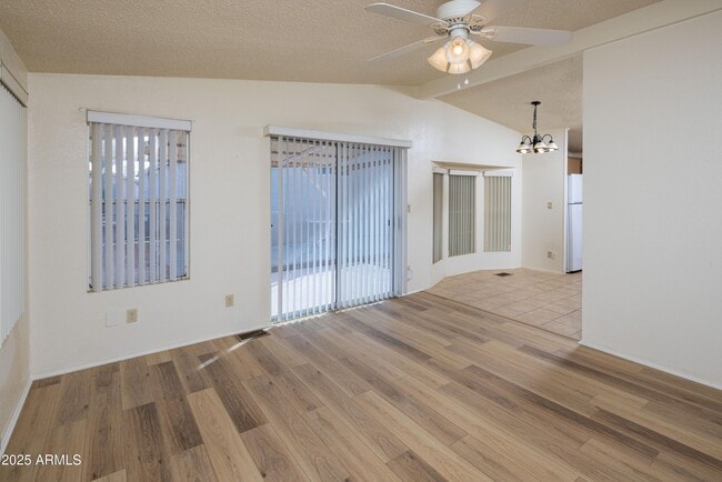 Building Photo - 6113 S Cypress Point Dr