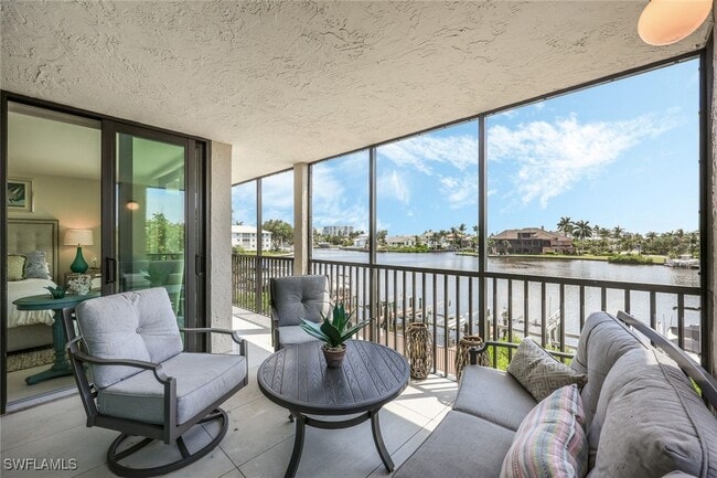 Building Photo - 10562 Gulf Shore Dr