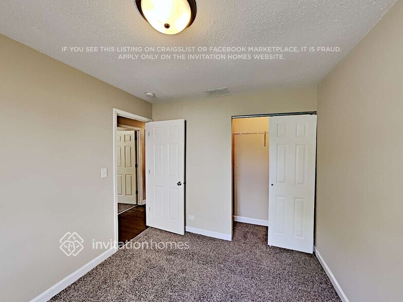 Building Photo - 3805 Clipper Dr