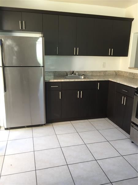 Building Photo - 6871 SW 18th Ct