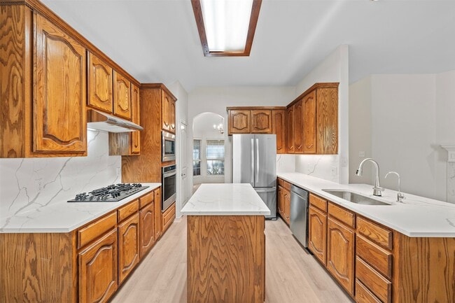 Building Photo - 3601 Carmel Mountain Dr