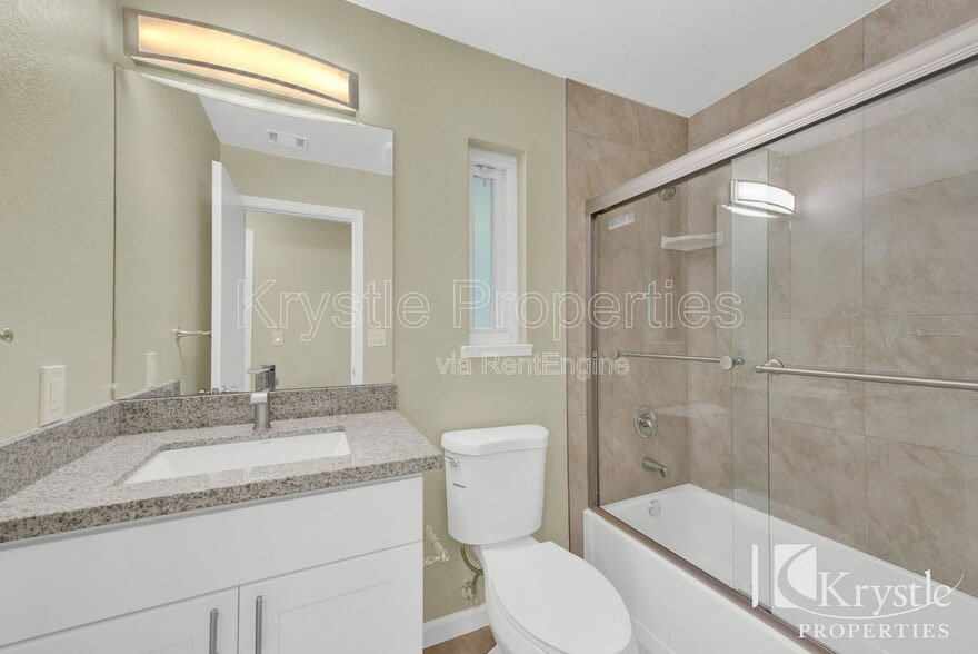 Building Photo - 201 Nautical Ct