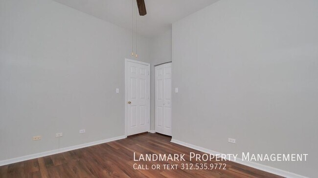 Building Photo - 4537 S King Dr