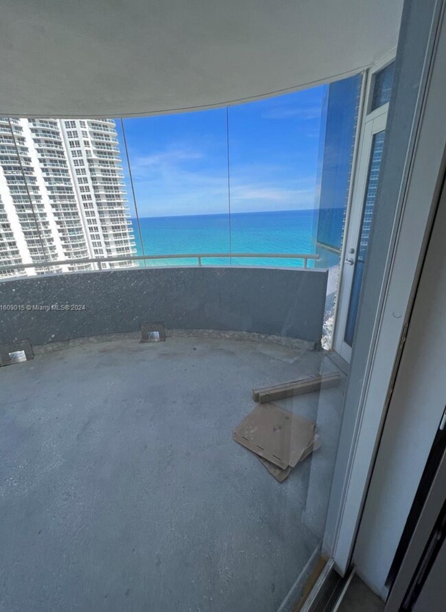 Building Photo - 6301 Collins Ave