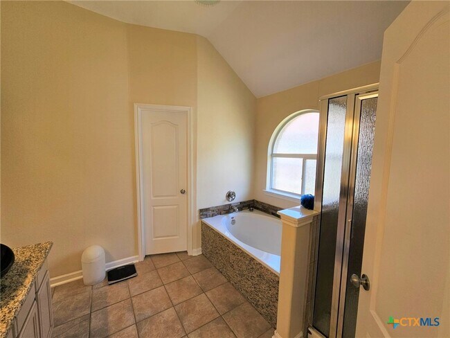 Building Photo - 2253 N Ranch Estates Blvd
