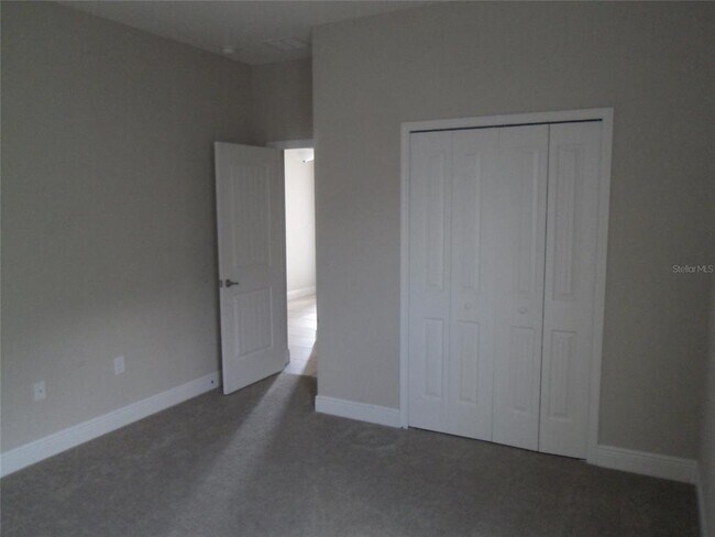 Building Photo - 1497 Softshell St