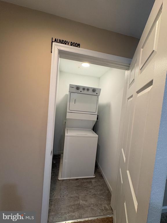 Building Photo - 1707 N Patterson Park Ave