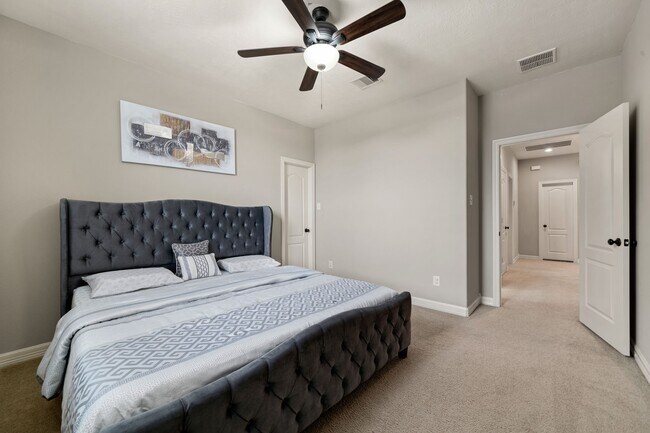 Building Photo - 2714 Ember Pass Ln