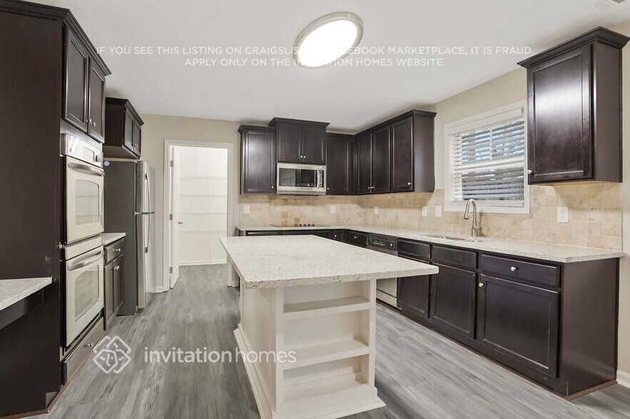 Building Photo - 46 Victoria Heights Pl