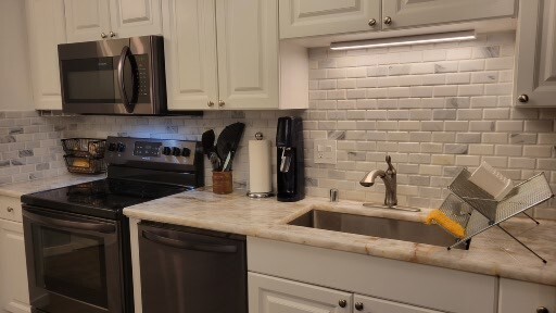 Building Photo - 211 E Ohio St