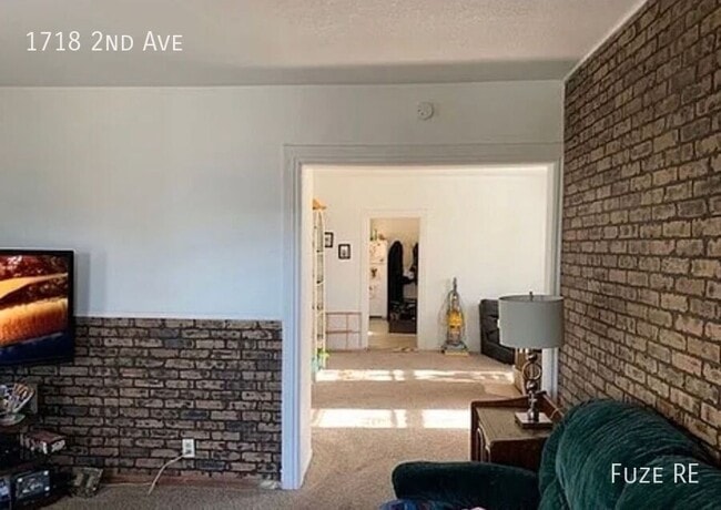 Building Photo - 1718 2nd Ave