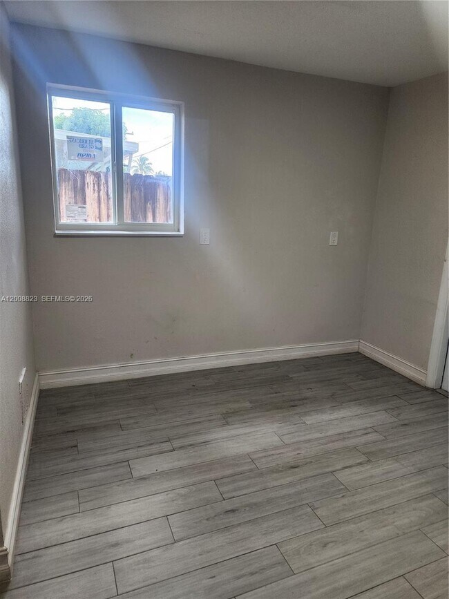 Building Photo - 5431 NW 178th Terrace