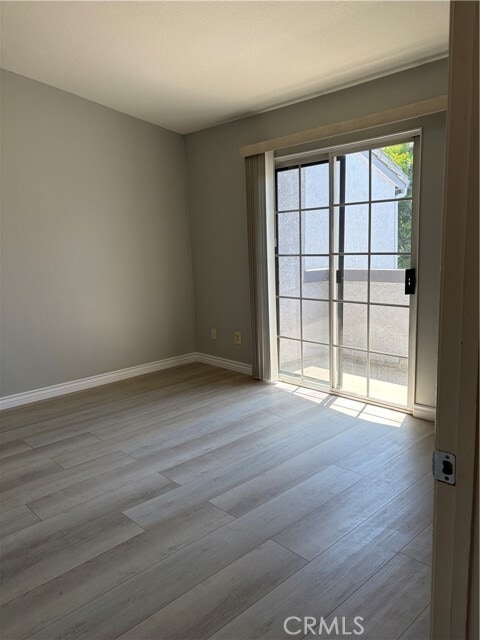 Building Photo - 8248 Inglenook Pl