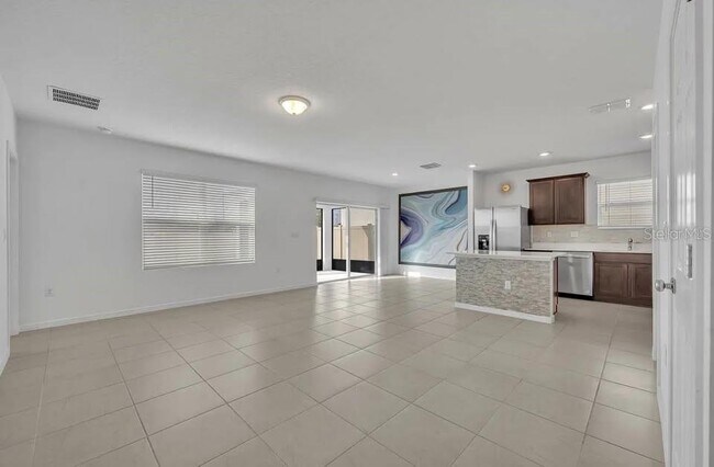 Building Photo - 1140 Sugarwood St