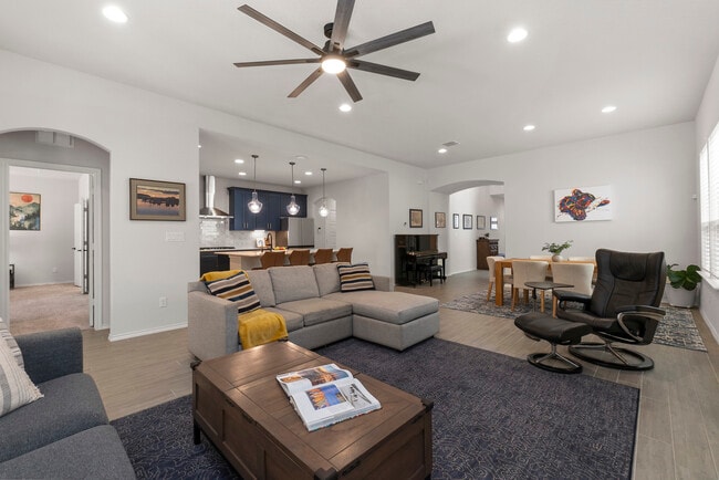 Building Photo - 1711 Dalhart